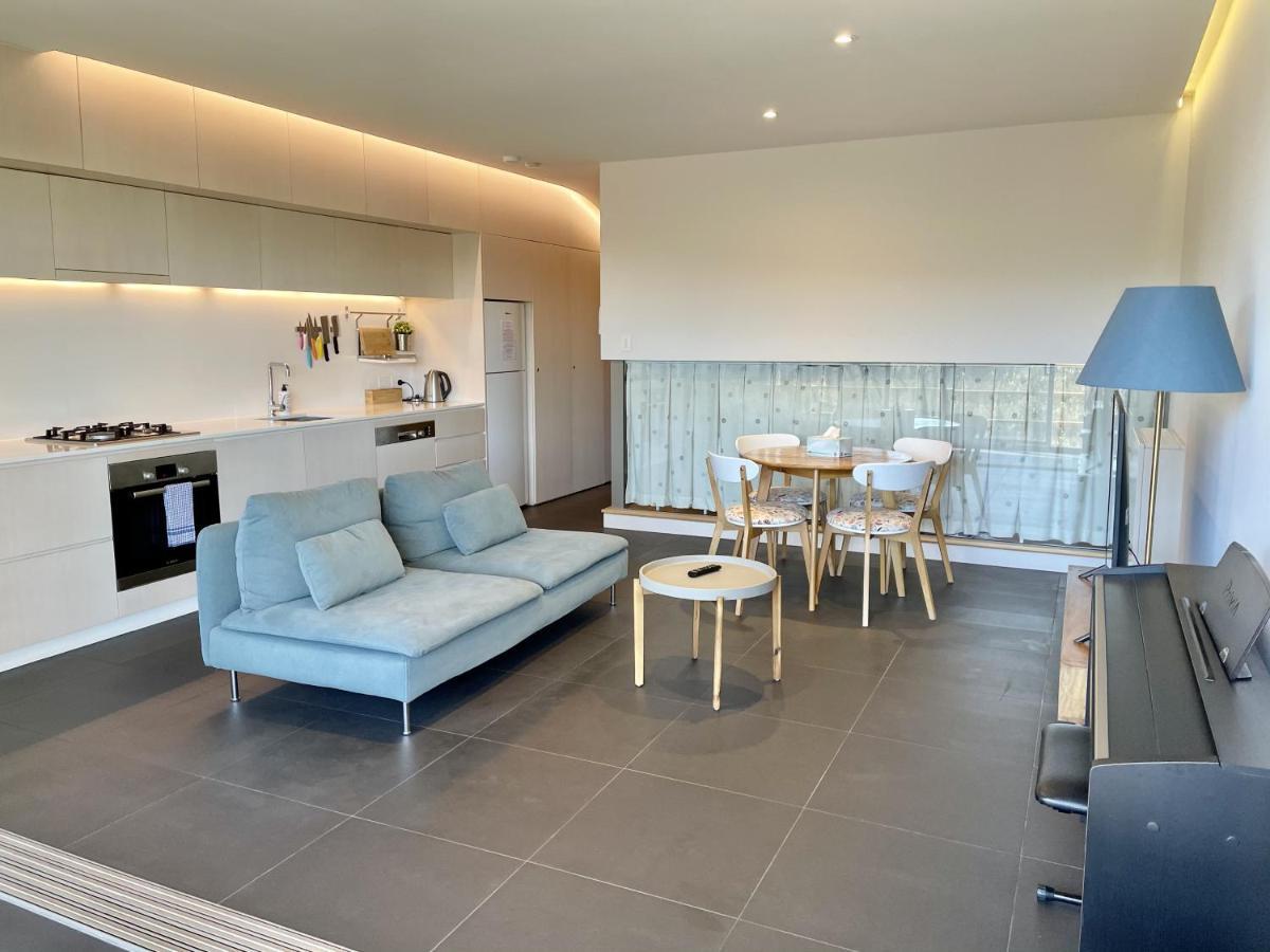 Nishi Holiday Apartments Canberra Buitenkant foto