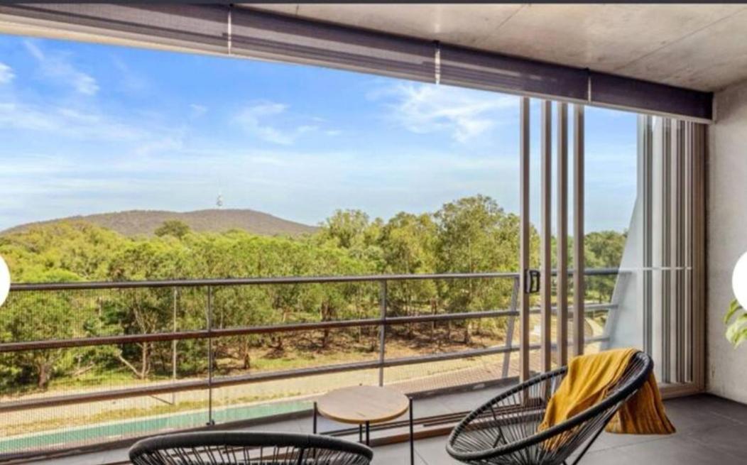 Nishi Holiday Apartments Canberra Buitenkant foto