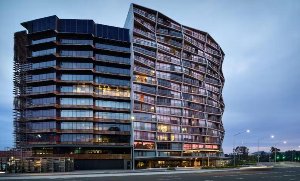Nishi Holiday Apartments Canberra Buitenkant foto