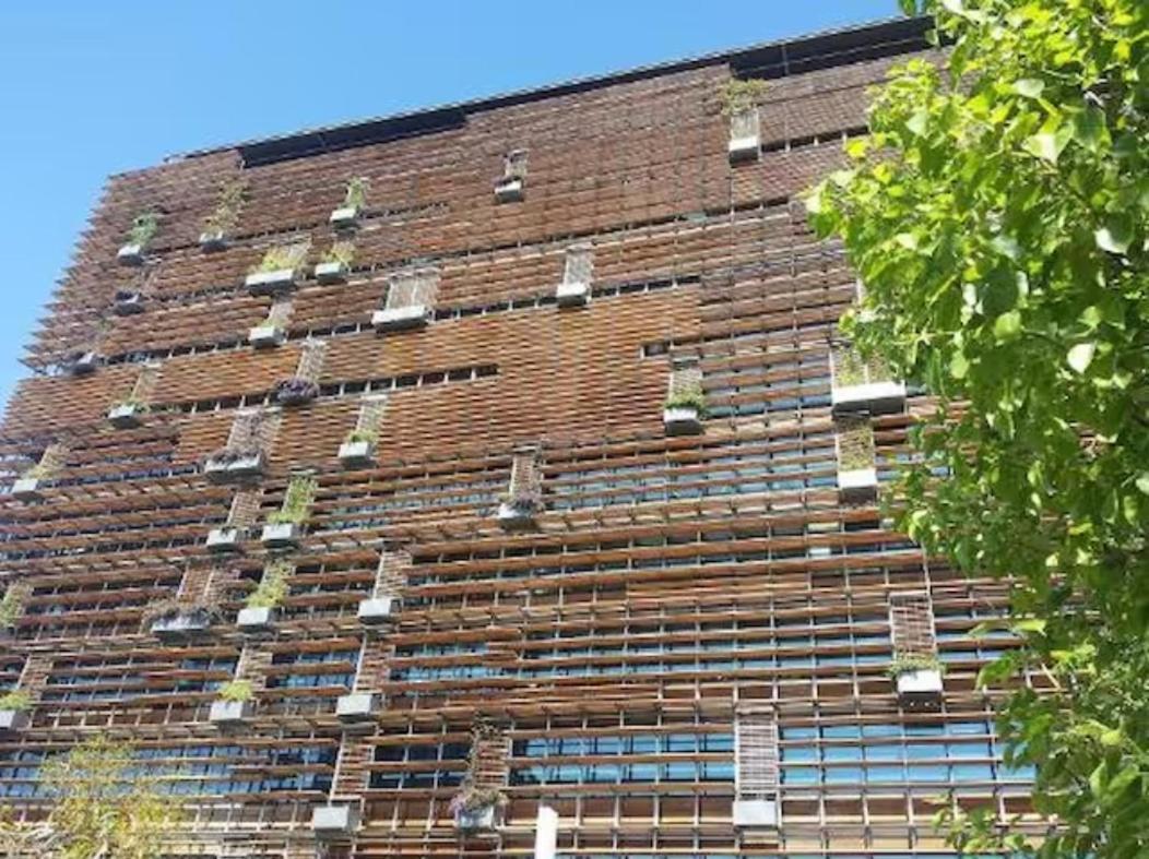 Nishi Holiday Apartments Canberra Buitenkant foto