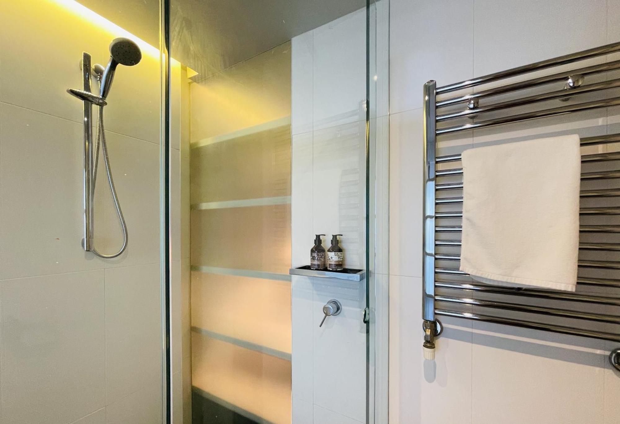 Nishi Holiday Apartments Canberra Kamer foto